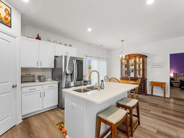 203 Glick Way — Photo 4