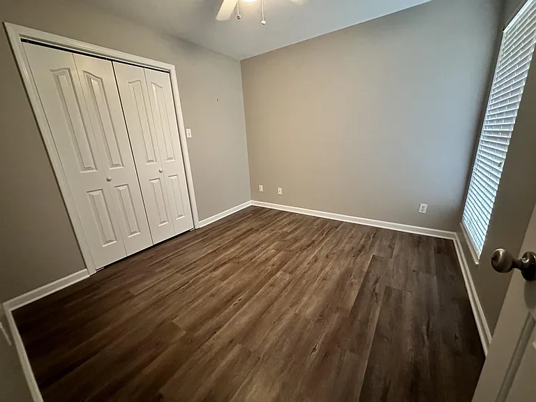 2517 Tyvola Ct — Photo 14