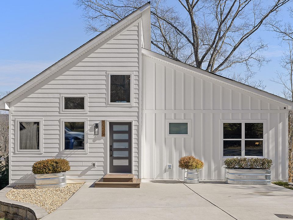 1st image of 1120 Dagnan Ln