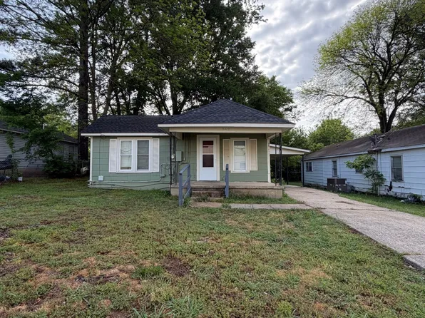 562 Lewis Ave, Dyersburg, TN 38024