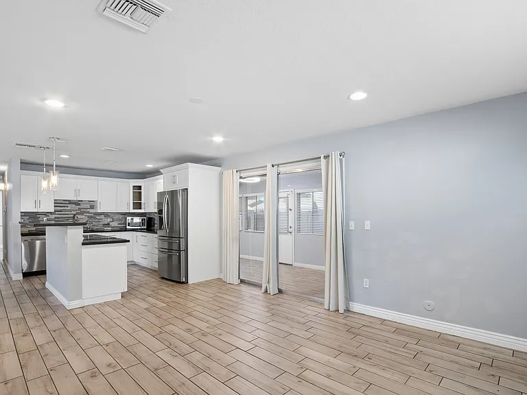 1017 E El Caminito Dr — Photo 41