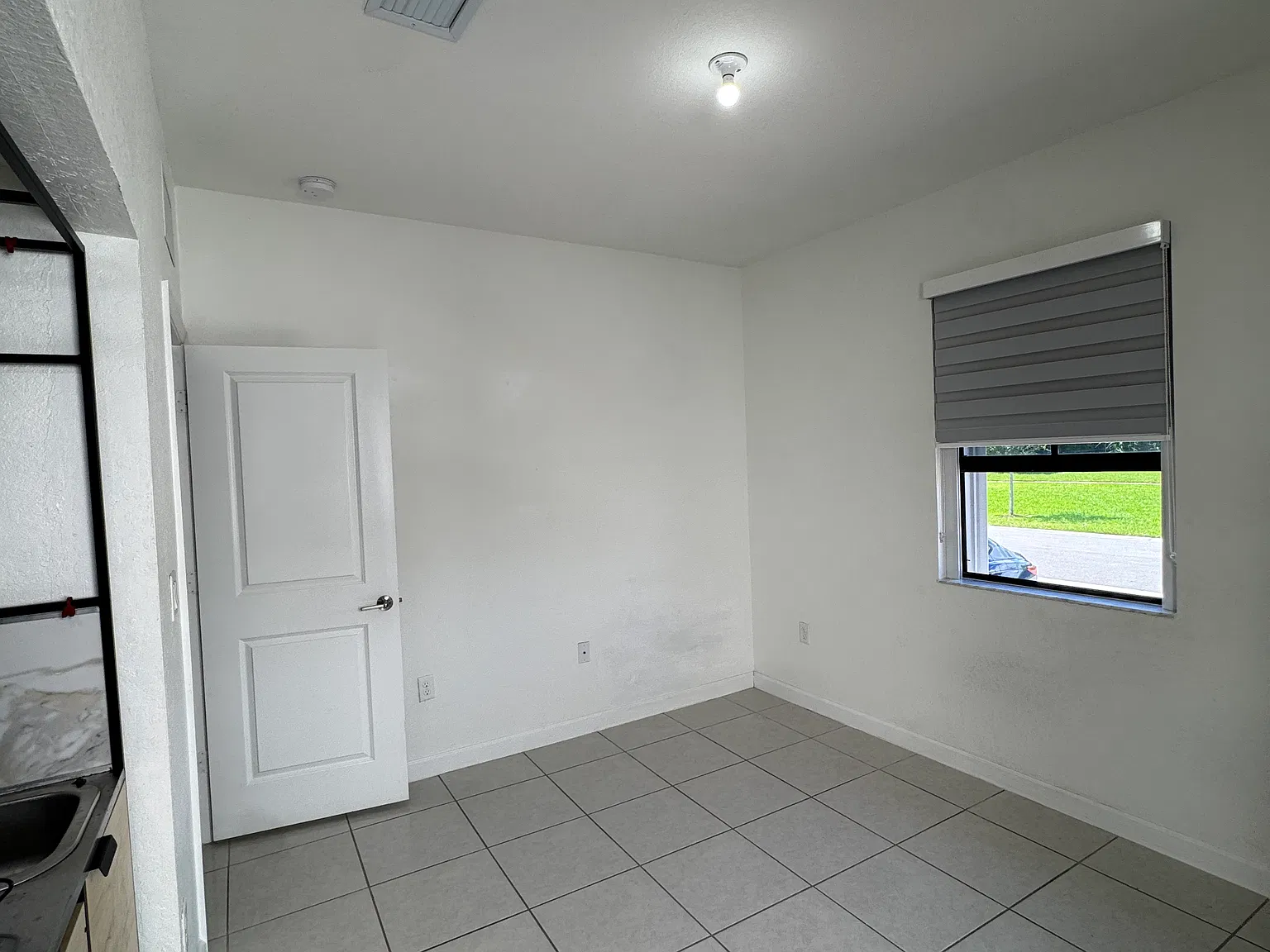 1 bed, 700 sqft, $1,550 — Photo 4