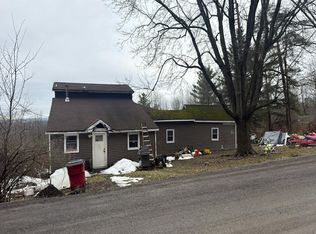 6075 Lawrence Hill Rd, Springwater, NY 14560