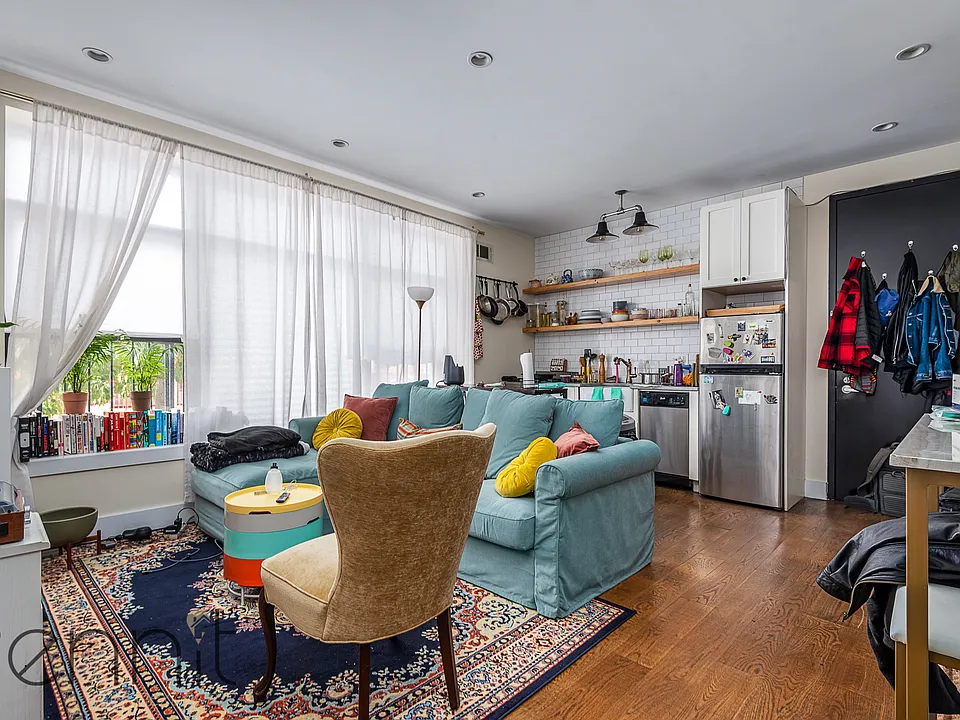 630 Central Ave #1R