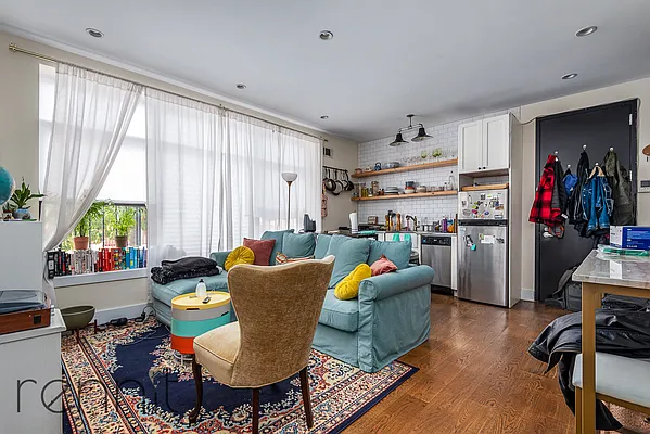 Rented by Rennit Inc. | media 2