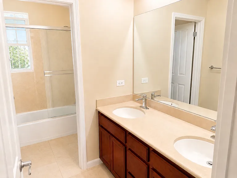 Full bath