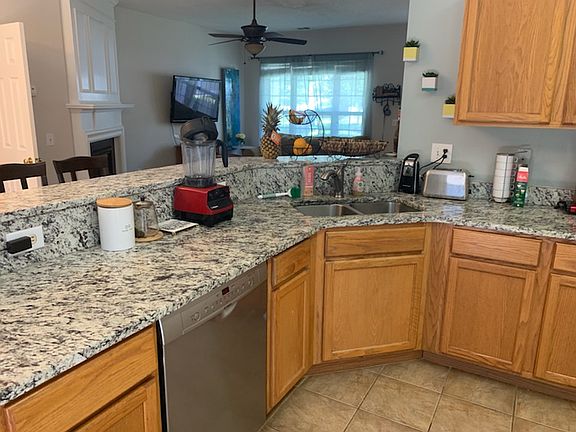 2nd image of 1744 Taynton Cir