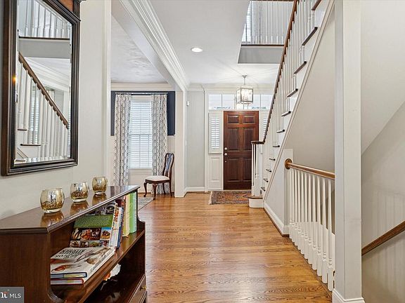 3rd image of 1436 County Line Rd