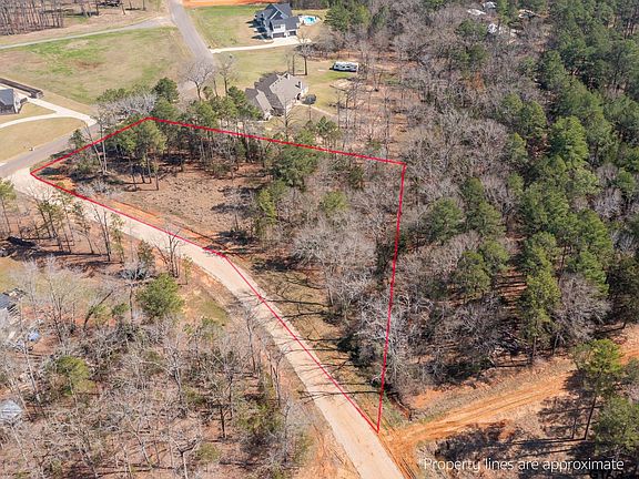 4th image of 21324 Gatlinburg Rd