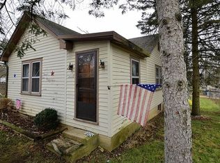 5N240 Lilac Ave, St Charles, IL 60174