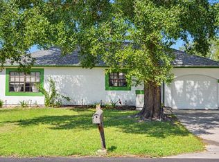 319 OAK TRACK PASS, OCALA, FL 34472