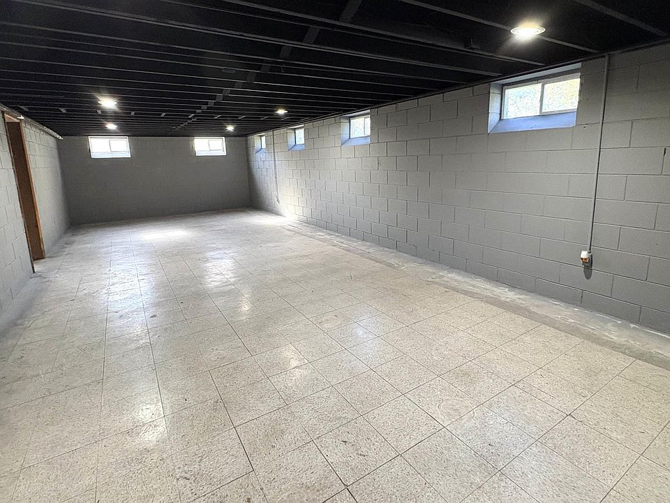 8760 Gratiot Ave, photo 17