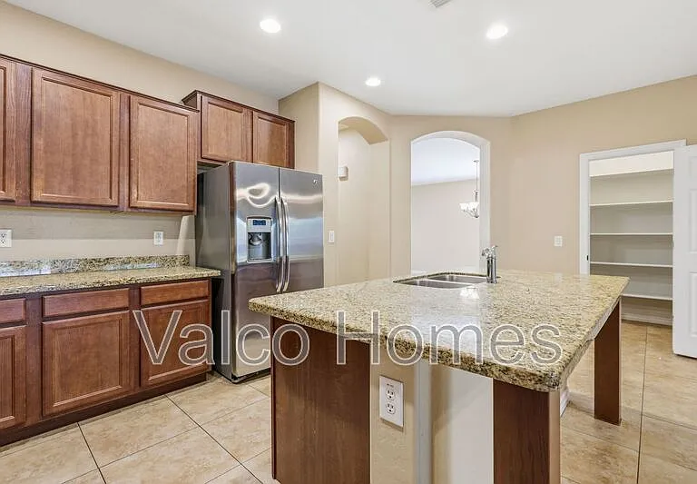 2717 E Ficus Way — Photo 12