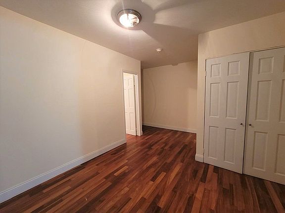 4th image of 310 W 87th St #1