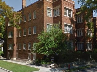 1902 E Linnwood - Huge Apartments 1 Block from UWM, Milwaukee, WI 53211