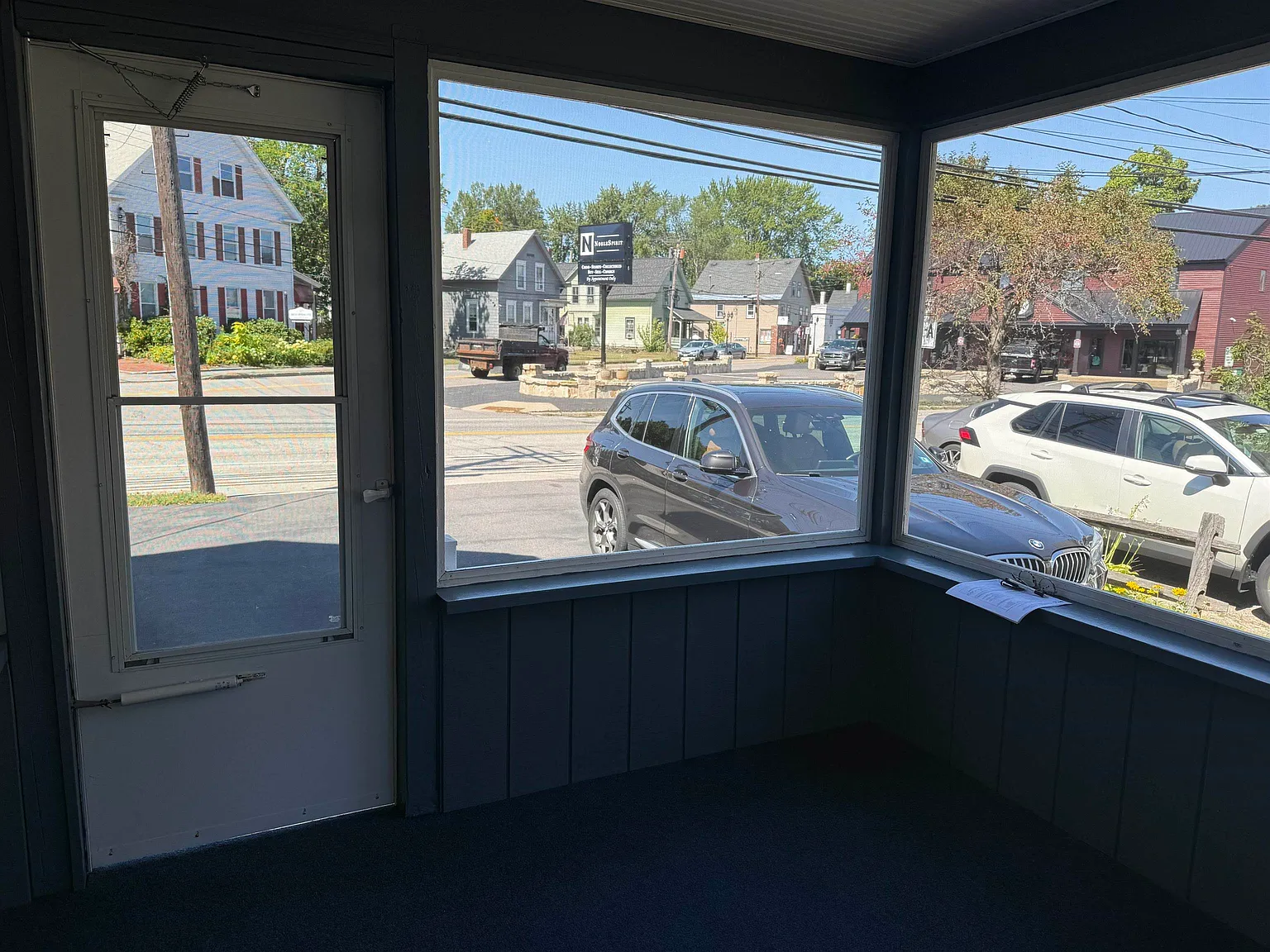 2 bed, 1.0 bath, 1300 sqft, $1,950 — Photo 4