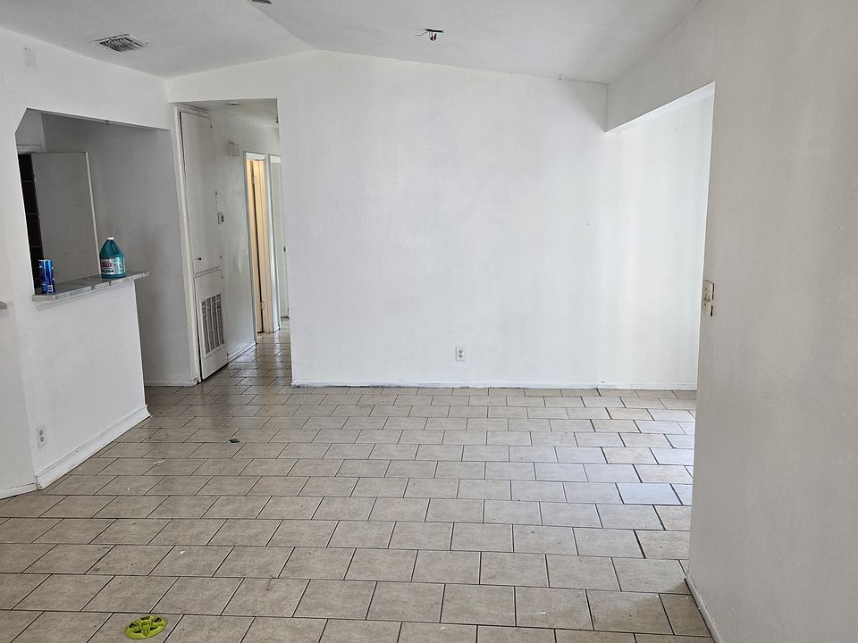 1st image of 2851 Ash Field Dr