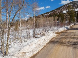 221 Alpenglow Dr, Thayne, WY 83127