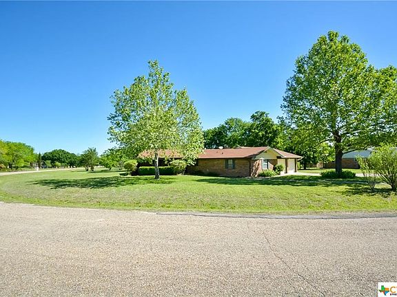 4th image of 338 Lonely Oaks Ln