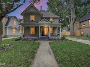 306 Monroe St, Delta, OH 43515
