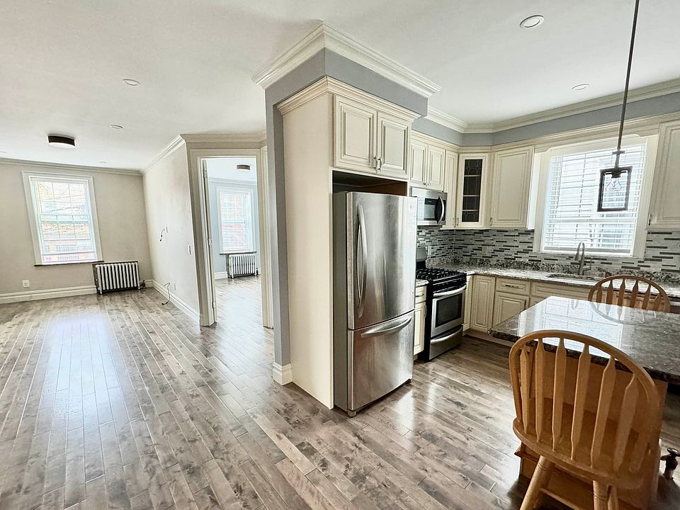 1st image of 30-48 12th St #2