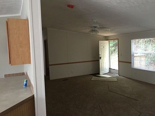 2nd image of 2550 Robinson Creek Road