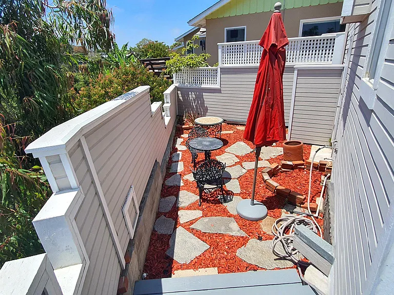 637 Rockledge St — Photo 17