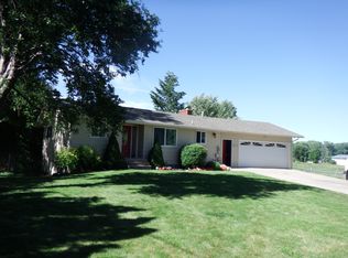 10805 S D St, Island City, OR