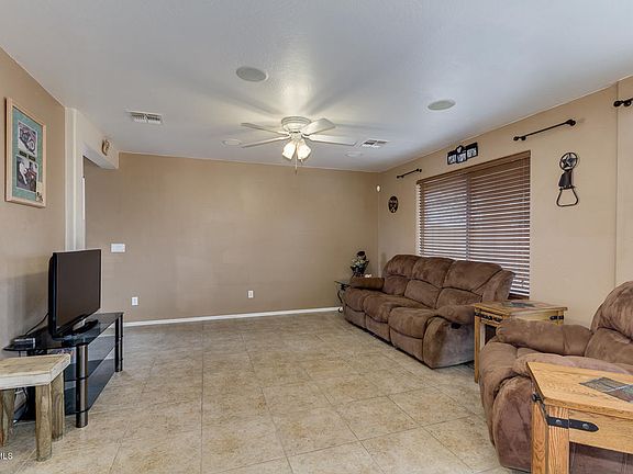 5th image of 4625 W Orange Ave