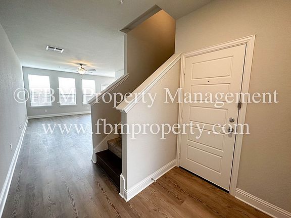 5th image of 2089 Layla Dr