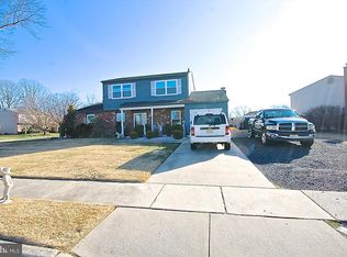 9 Lakeview Ln, Sewell, NJ 08080