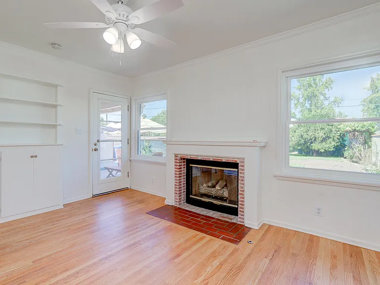14733 McCormick St — Photo 10