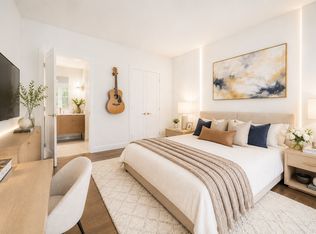 484 9th Ave #3B, New York, NY 10018