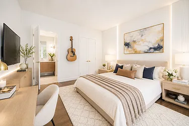 484 Ninth Avenue #3B image 1 of 7