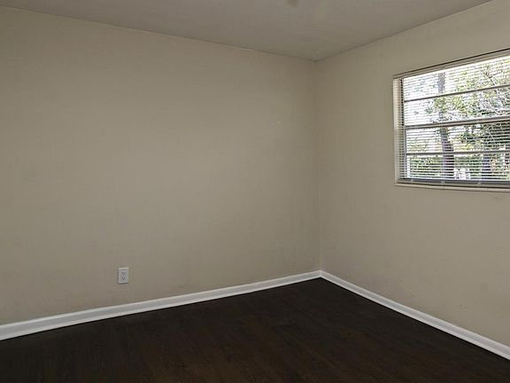 5th image of 859 Grove Park Blvd