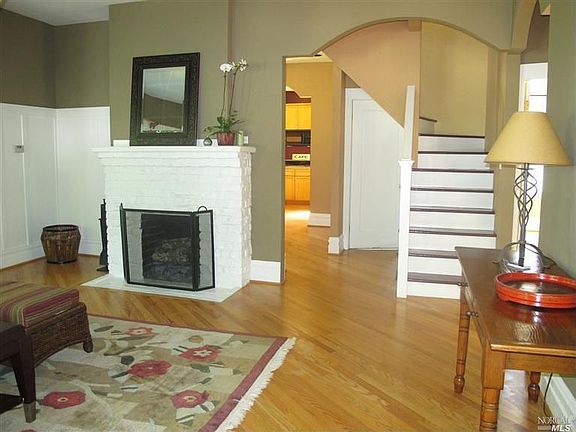 5th image of 73 Magnolia Ave