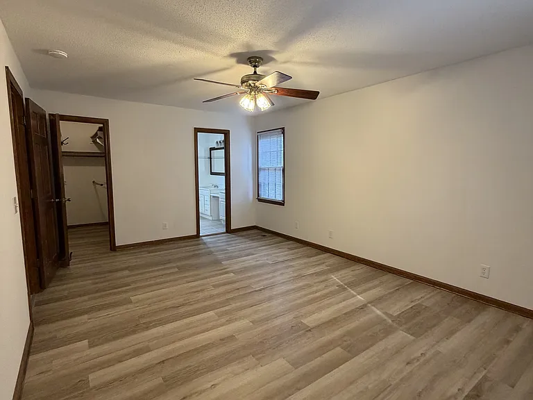 144 Fern Forest Dr — Photo 16