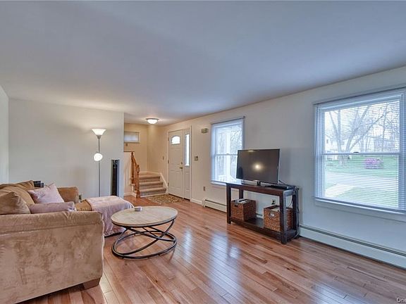 5th image of 118 Olsen Ct