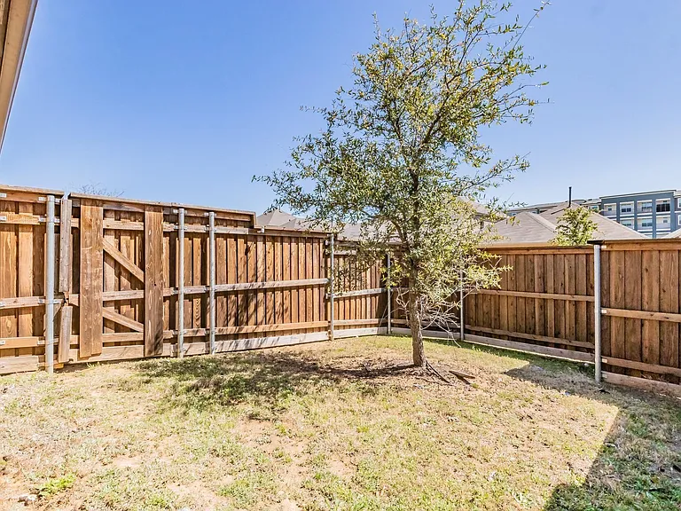 2444 Evening Stone Dr — Photo 13