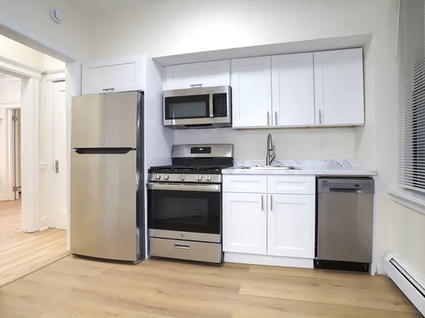 327 8th Street image 1 of 17