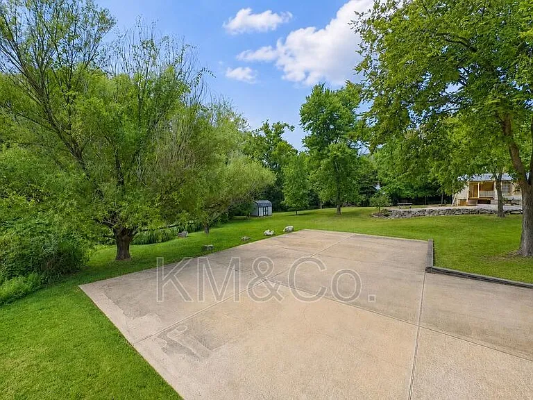 535 Elm St #1 — Photo 17