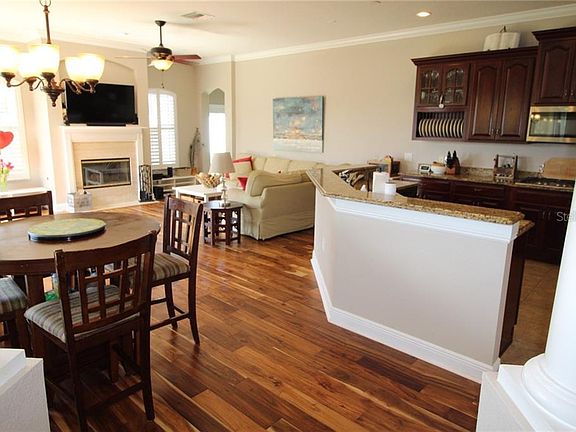 5th image of 2835 Park Meadow Dr