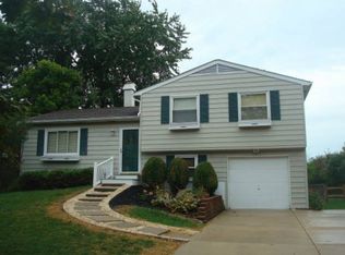 171 Birchdale Rd, Perrysburg, OH 43551