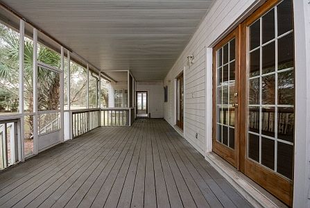 5th image of 384 NW Armadillo Ln