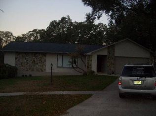 1809 Laurel Oak Dr, Valrico, FL 33596