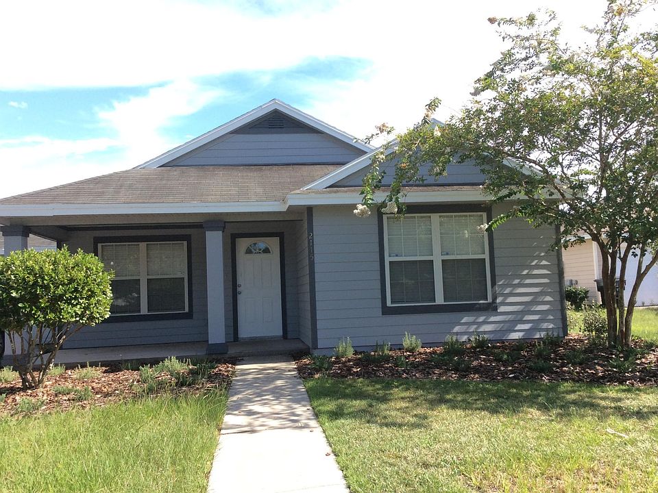 1st image of 2116 NE 12th Ave