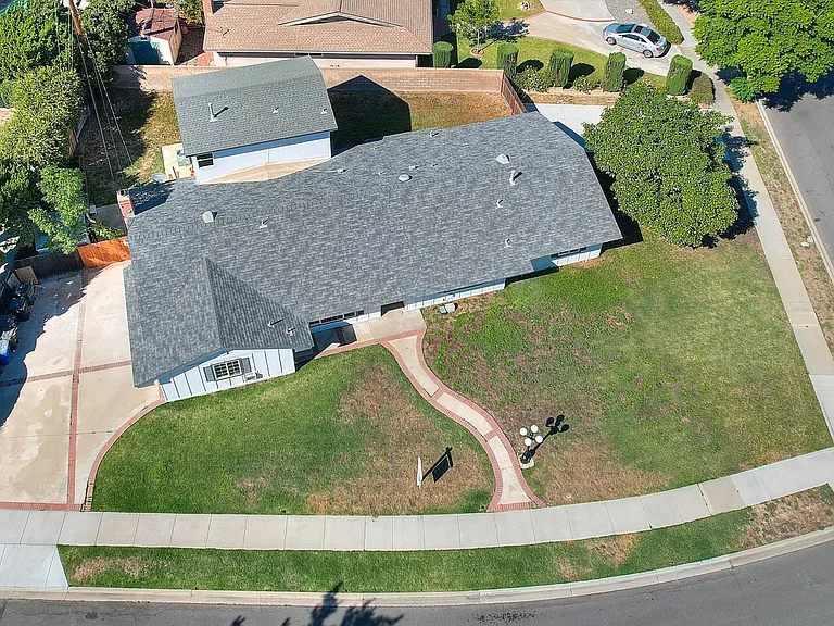 340 W Caroline Ct #A — Photo 8