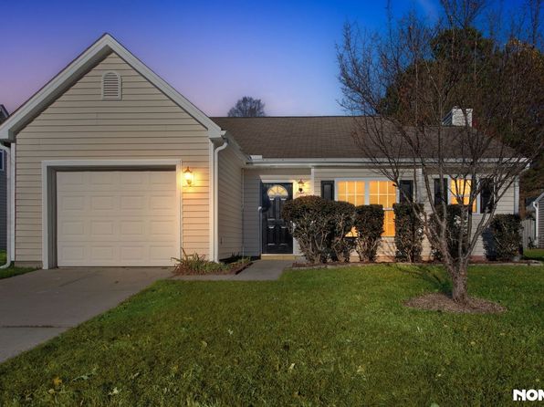 5205 Carriage Pine Dr