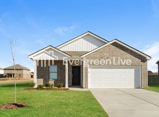 17727 Denham Cir, Athens, AL 35611