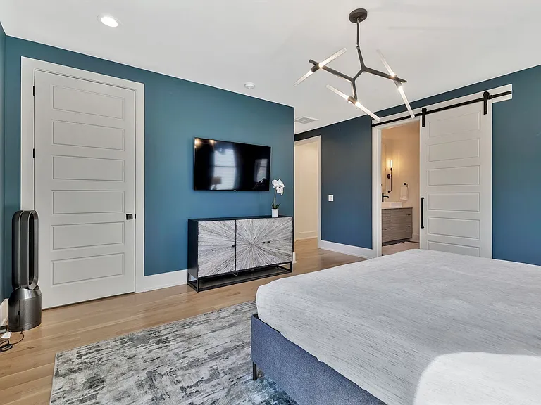 4107 Kimbark Dr — Photo 28